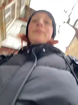 Lily Viola online show from 02.04.26