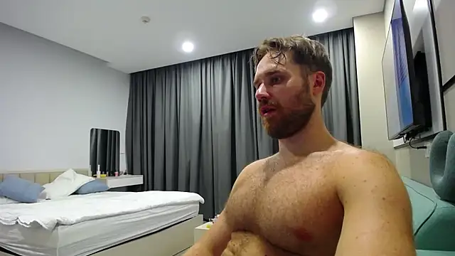 LorenzoLux online show from 04.07.26