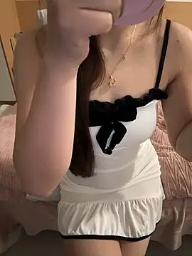  xiaoxinxin  online show from 03.06.26