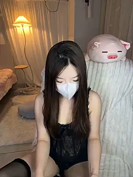 Snapshot of _xiaoxinxin_ chatting on 05.12.26 xiaoxinxin online show from 05.12.26