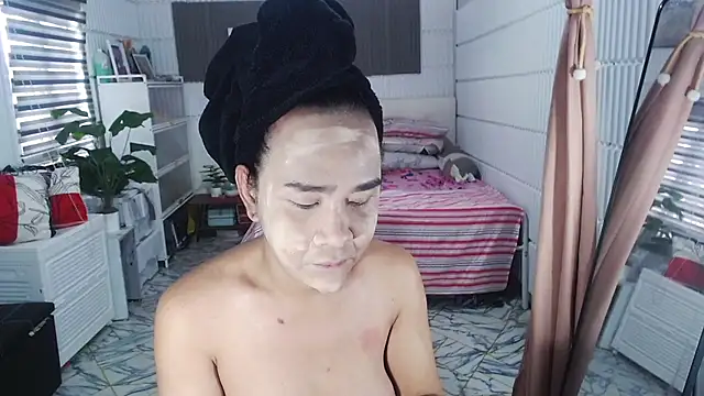 Snapshot of MShealthyCumTS69 chatting on 02.17.26 MShealthyCumTS69 online show from 02.17.26