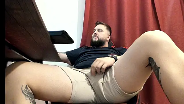 Snapshot of ashtondel chatting on 02.07.26 ashtondel online show from 02.07.26