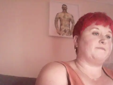 Snapshot of BustyRedxx chatting on 05.21.26 BustyRedxx online show from 05.21.26