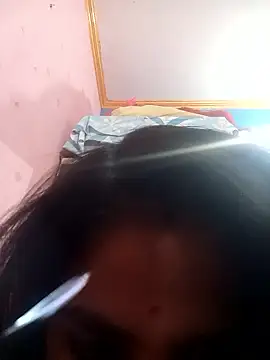 Snapshot of Moongirl963 chatting on 01.08.26 Moongirl963 online show from 01.08.26