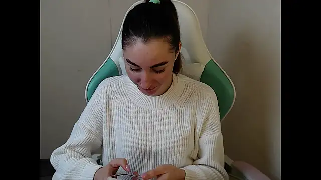 cammila horn online show from 03.04.26