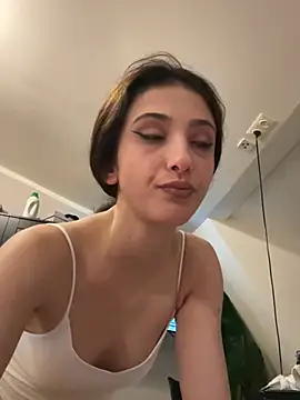 Snapshot of HotKittenx chatting on 05.14.26 HotKittenx online show from 05.14.26