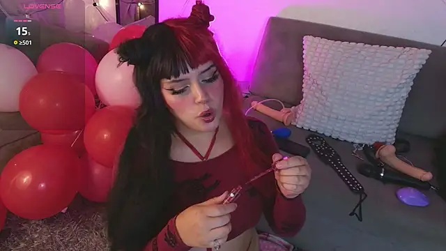 Snapshot of swaghoe_ chatting on 02.19.26 swaghoe online show from 02.19.26