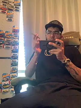 Snapshot of PRBoricua787 chatting on 05.17.26 PRBoricua787 online show from 05.17.26