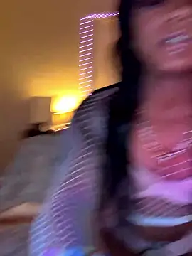 Snapshot of xouniq chatting on 01.10.26 xouniq online show from 01.10.26