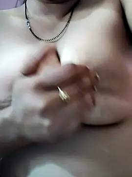 Snapshot of Romentic_lady chatting on 02.18.26 Romentic lady online show from 02.18.26