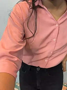 HotxAnamika online show from 03.09.26