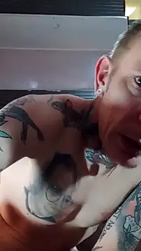 Snapshot of Der_Schoene_Penis chatting on 03.24.26 Der Schoene Penis online show from 03.24.26