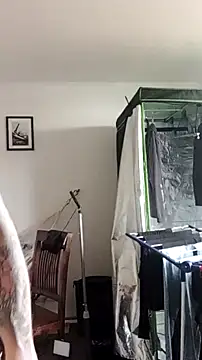 Snapshot of Der_Schoene_Penis chatting on 04.03.26 Der Schoene Penis online show from 04.03.26