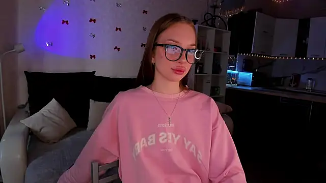 LababyAlice online show from 01.12.26