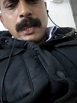 Snapshot of your_hot_dady chatting on 03.01.26 your hot dady online show from 03.01.26