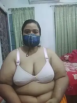 momo loves online show from 03.02.26