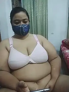 momo loves online show from 04.01.26