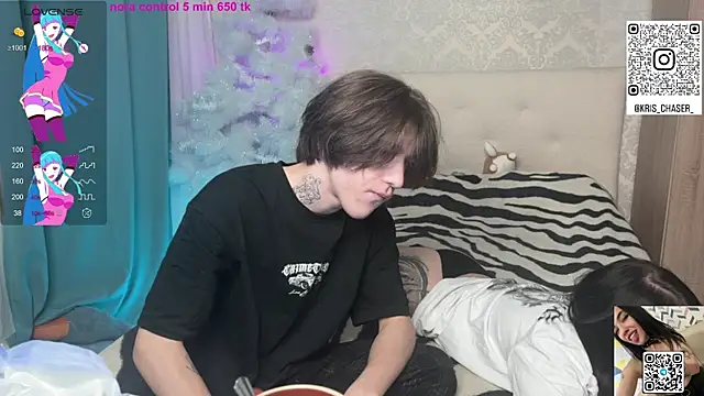 Snapshot of a_s_m__ chatting on 01.12.26 a s m online show from 01.12.26