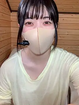 Snapshot of minami_room chatting on 03.29.26 minami room online show from 03.29.26