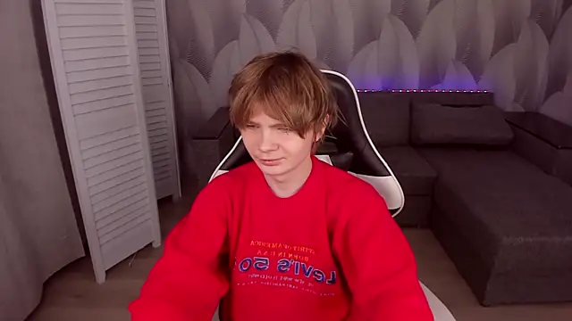 RowanScarlett online show from 01.10.26