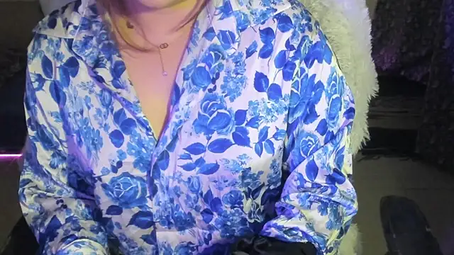 Snapshot of Tannushree chatting on 05.18.26 Tannushree online show from 05.18.26