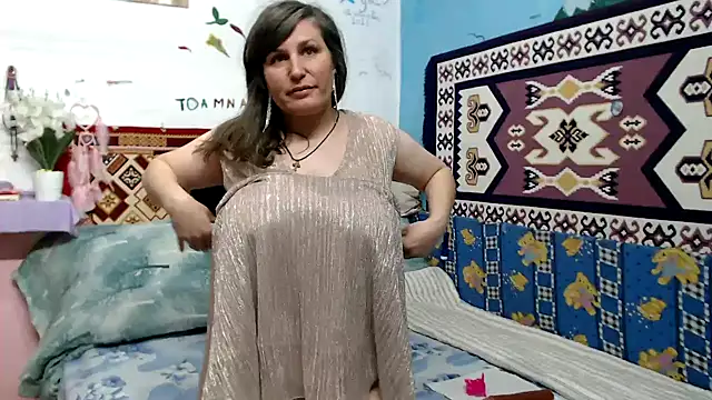Adelinemilf online show from 04.30.26