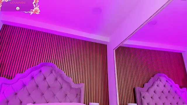 Violett hott  online show from 04.01.26