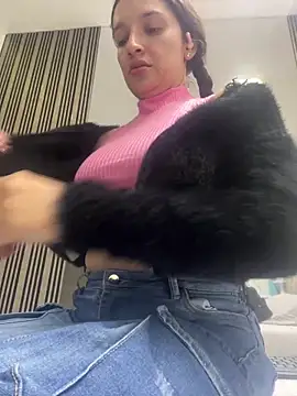 Violett hott  online show from 04.18.26