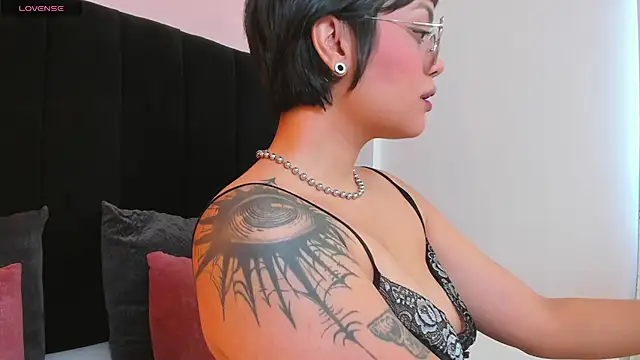 Snapshot of barbara_mmoon chatting on 03.11.26 barbara mmoon online show from 03.11.26