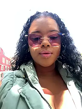 Snapshot of Antonella_03s chatting on 02.20.26 Antonella 03s online show from 02.20.26