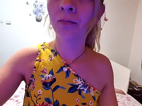 Snapshot of AnastasiaMax chatting on 01.08.26 AnastasiaMax online show from 01.08.26