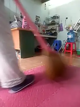 Snapshot of Tulip_Giang chatting on 01.07.26 Tulip Giang online show from 01.07.26