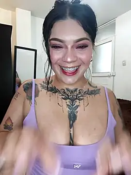 Snapshot of brenda_palacio chatting on 02.18.26 brenda palacio online show from 02.18.26