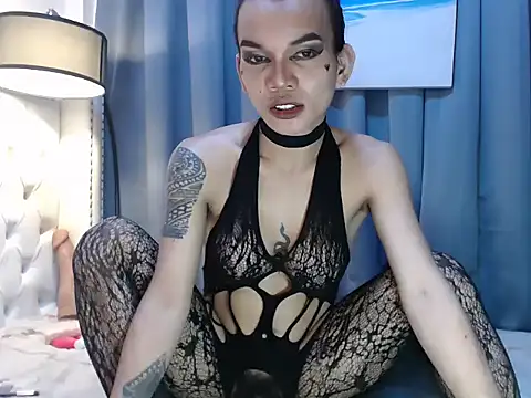 Snapshot of hungry_cock22 chatting on 05.25.26 hungry cock22 online show from 05.25.26