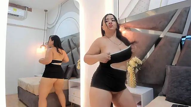 Snapshot of emiily_whitee_ chatting on 01.10.26 emiily whitee online show from 01.10.26