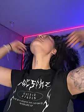 crystal dlun online show from 03.17.26