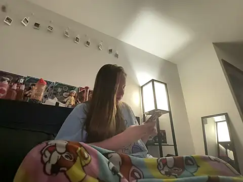 Snapshot of prettygirltracy_12 chatting on 01.07.26 prettygirltracy 12 online show from 01.07.26