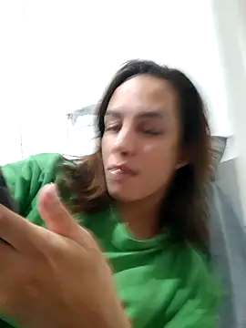 Snapshot of ofjuliaa chatting on 05.16.26 ofjuliaa online show from 05.16.26
