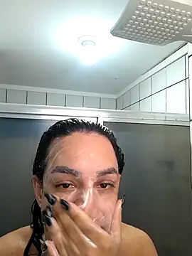 Snapshot of ofjuliaa chatting on 06.29.26 ofjuliaa online show from 06.29.26