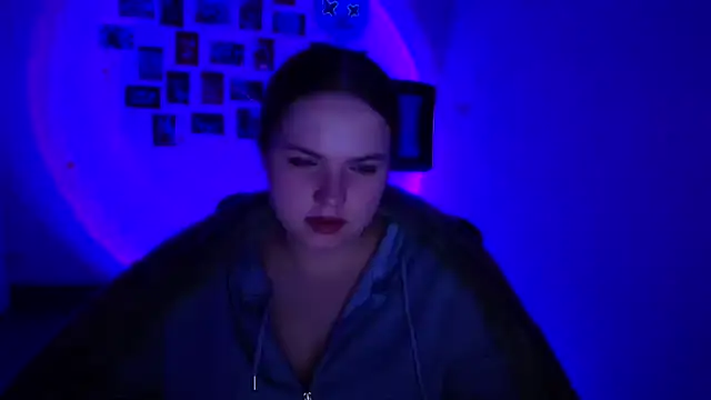 Kitty Mia Kitty online show from 02.23.26