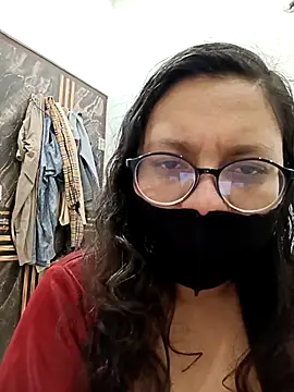 Snapshot of piryasharma005 chatting on 01.10.26 piryasharma005 online show from 01.10.26