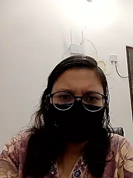 Snapshot of piryasharma005 chatting on 01.12.26 piryasharma005 online show from 01.12.26