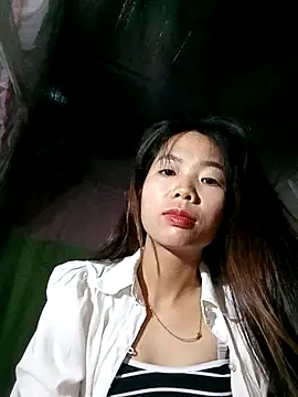 Snapshot of Yaya-827 chatting on 01.10.26 Yaya-827 online show from 01.10.26