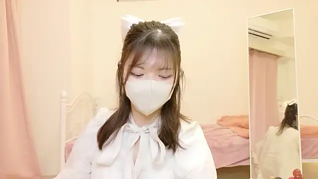 Snapshot of himarichan_v chatting on 02.23.26 himarichan v online show from 02.23.26