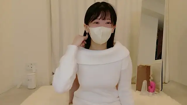 Snapshot of yuruchan_ chatting on 02.19.26 yuruchan online show from 02.19.26