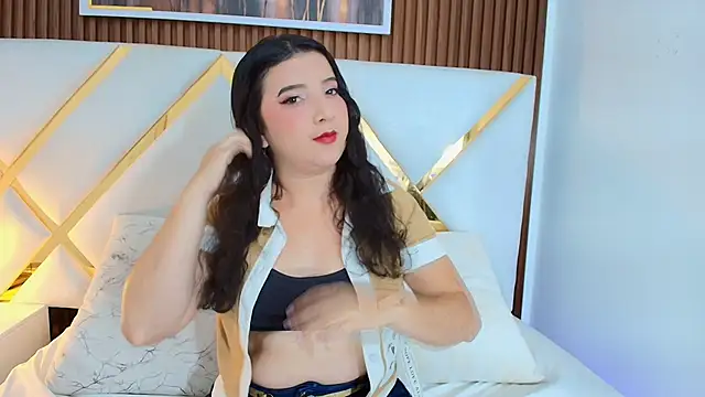 Snapshot of Zoe_Cuttee chatting on 01.07.26 Zoe Cuttee online show from 01.07.26