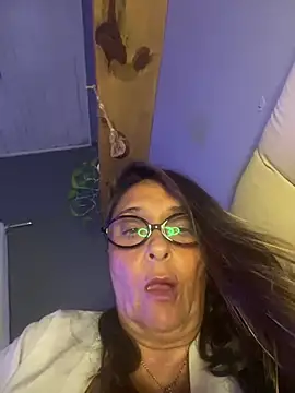 Snapshot of Annalua73 chatting on 01.09.26 Annalua73 online show from 01.09.26