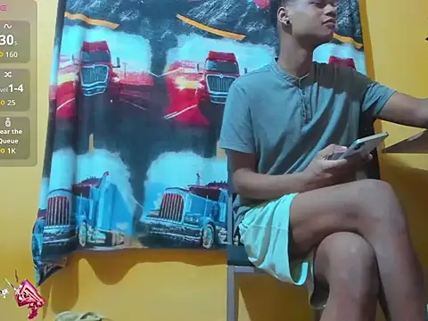 Snapshot of aunstin_mohamme chatting on 02.11.26 aunstin mohamme online show from 02.11.26