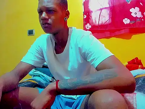 Snapshot of aunstin_mohamme chatting on 02.27.26 aunstin mohamme online show from 02.27.26