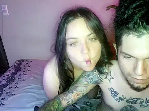 Snapshot of steffandjoshh420 chatting on 02.04.26 steffandjoshh420 online show from 02.04.26